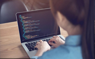 余姚 api php源码,下载的php源码怎么运行呢？